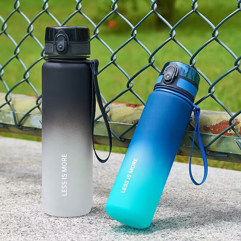 1 Liter Large Capacity Sports  - Smart Water Bottle Tracker recensione e prezzo